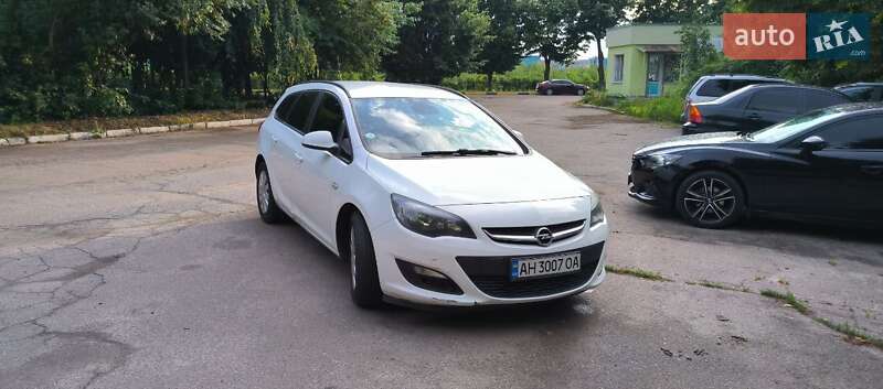 Opel Astra 2015