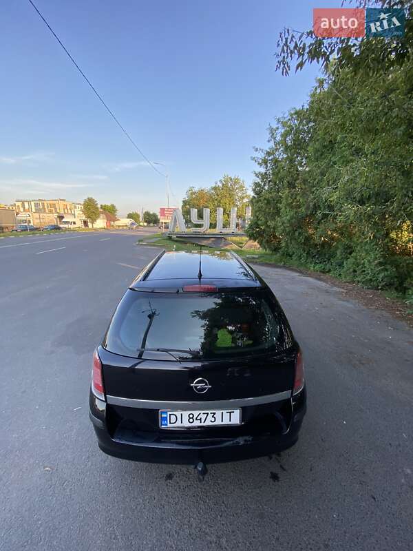 Универсал Opel Astra 2004 в Луцке