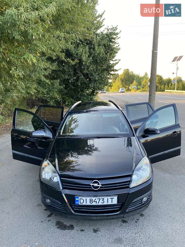 Универсал Opel Astra 2004 в Луцке
