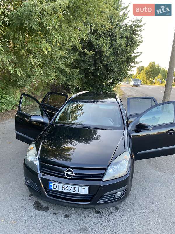 Универсал Opel Astra 2004 в Луцке