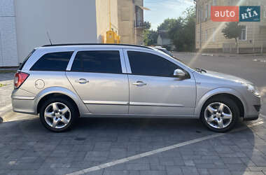 Универсал Opel Astra 2007 в 
