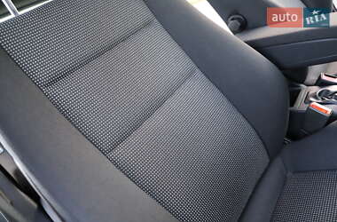 Хэтчбек Opel Astra 2010 в 