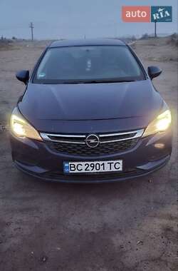Універсал Opel Astra 2017 в Вознесенську