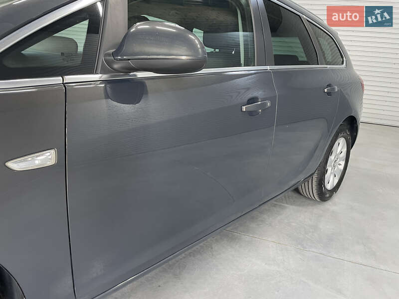 Універсал Opel Astra 2015 в Стрию