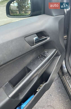 Хэтчбек Opel Astra 2012 в 
