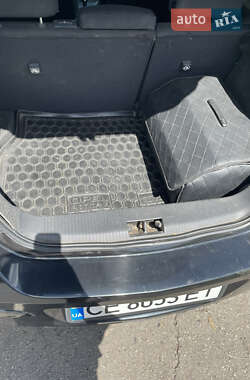 Хэтчбек Opel Astra 2012 в 
