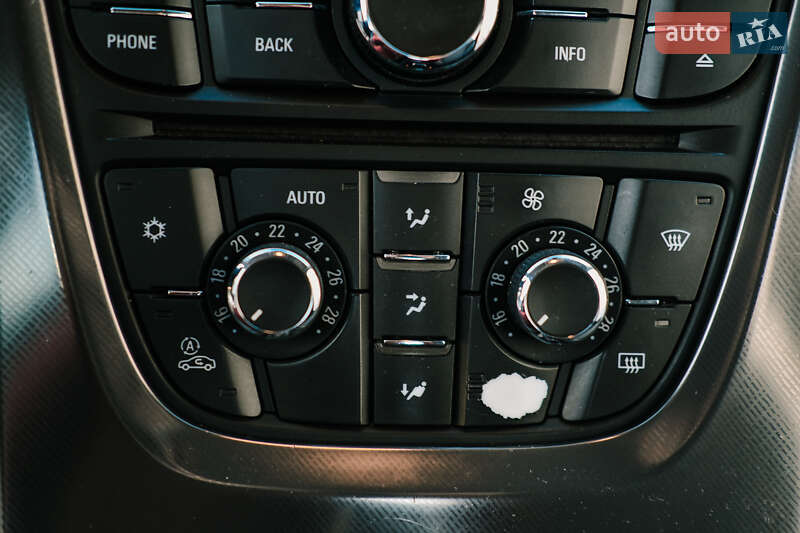 Хэтчбек Opel Astra 2010 в Луцке фото 19 Хэтчбек Opel Astra 2010 в Луцке