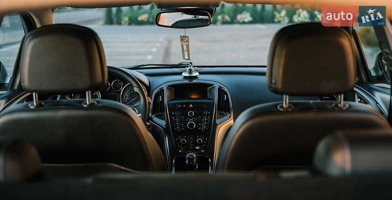 Хэтчбек Opel Astra 2010 в Луцке фото 23 Хэтчбек Opel Astra 2010 в Луцке