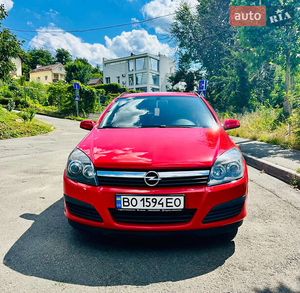 Универсал Opel Astra 2004 в Киеве
