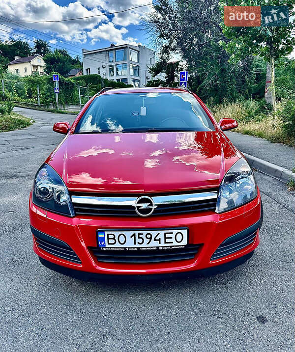 Универсал Opel Astra 2004 в Киеве