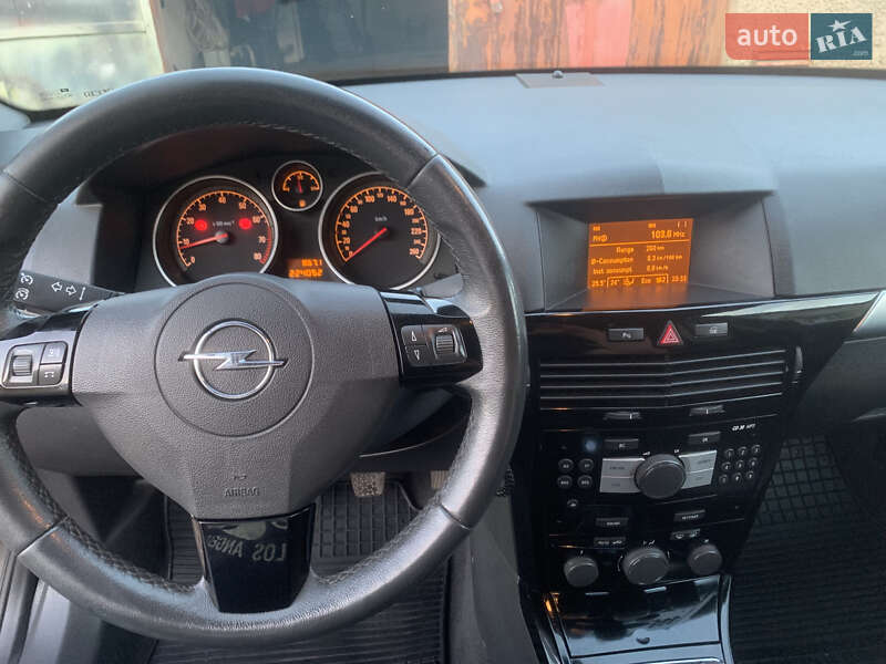 Opel Astra 2009