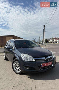 Универсал Opel Astra 2009 в 