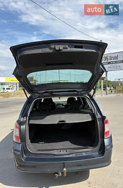 Универсал Opel Astra 2009 в 