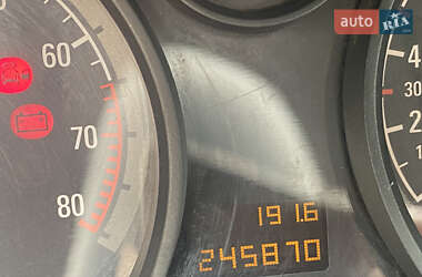 Универсал Opel Astra 2012 в 