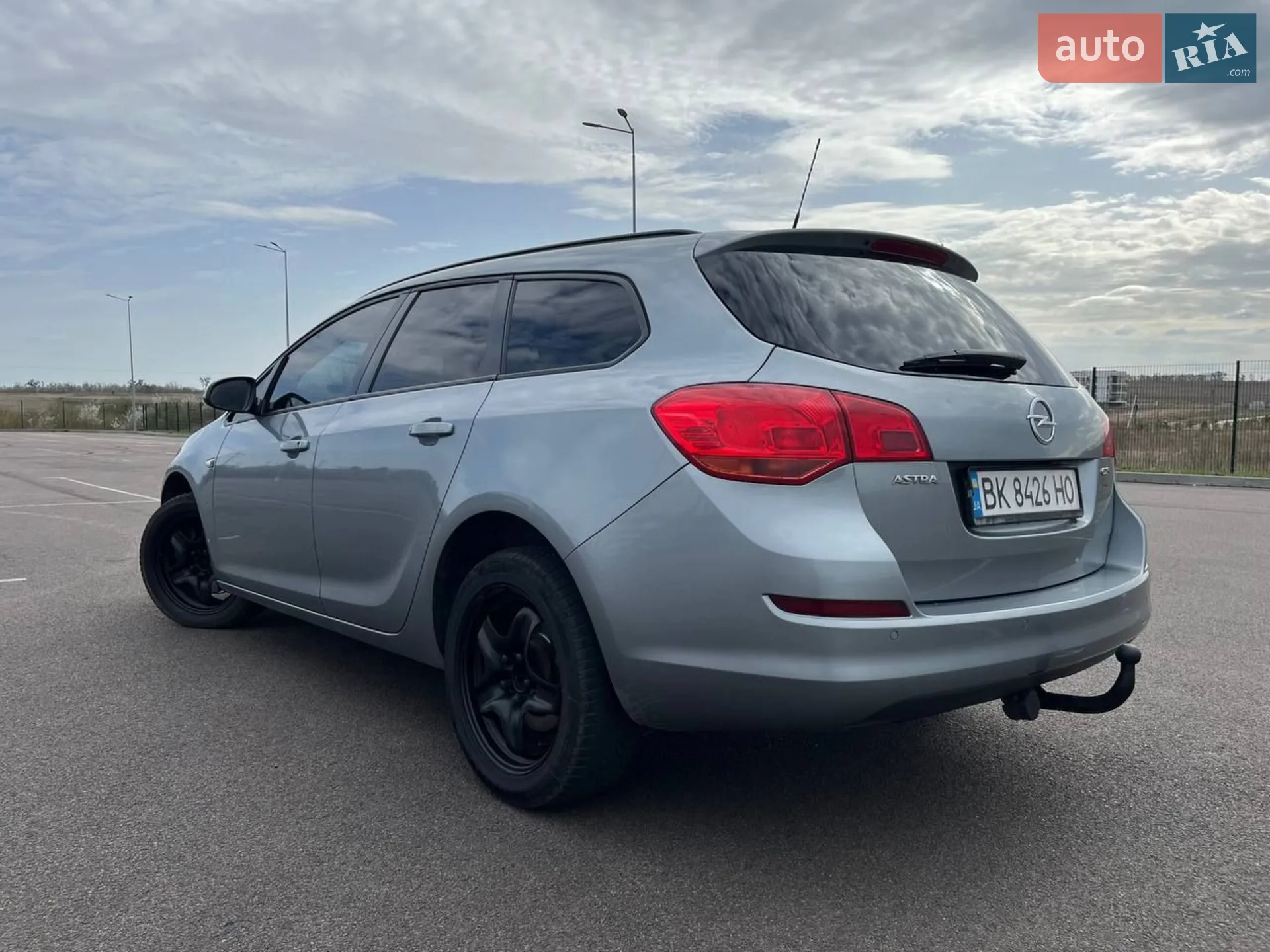 2011 Opel Astra - мініатюра 2