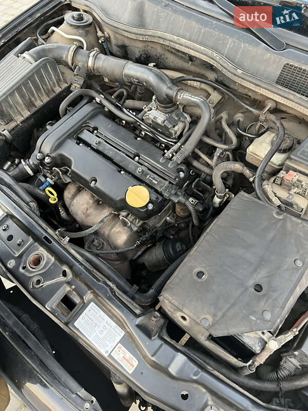 Седан Opel Astra 2007 в Львове