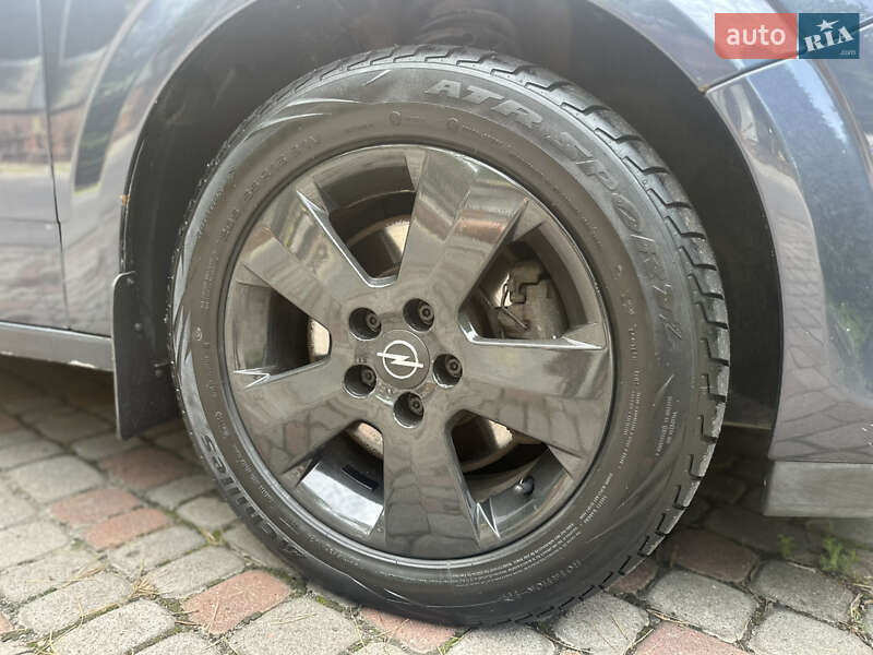 Универсал Opel Astra 2008 в Трускавце