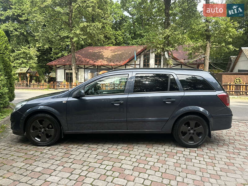 Универсал Opel Astra 2008 в Трускавце