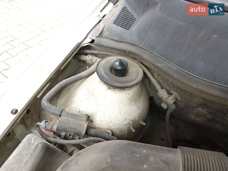 Универсал Opel Astra 1999 в Староконстантинове