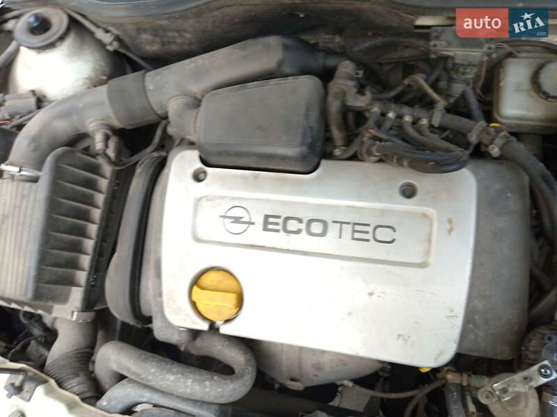 Универсал Opel Astra 1999 в Староконстантинове