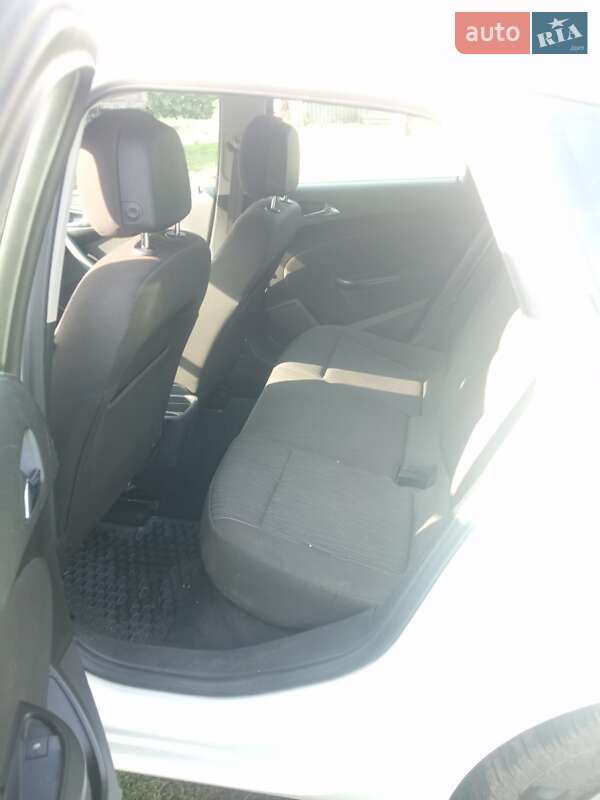 Opel Astra 2014
