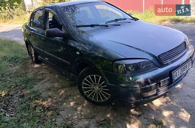 Седан Opel Astra 2004 в 