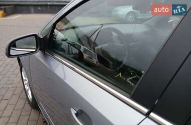 Универсал Opel Astra 2004 в 