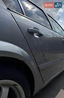Хэтчбек Opel Astra 2007 в 
