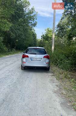 Универсал Opel Astra 2011 в 