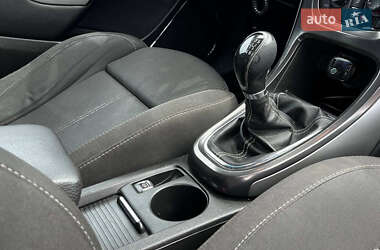 Універсал Opel Astra 2011 в 