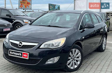 Універсал Opel Astra 2011 в Львові