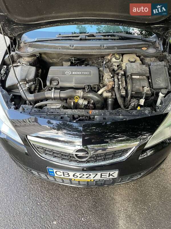 Хетчбек Opel Astra 2011 в Чернігові