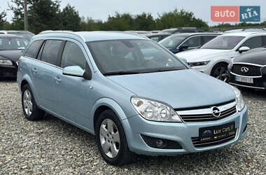 Универсал Opel Astra 2009 в Ивано-Франковске