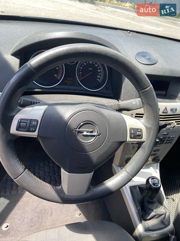 Універсал Opel Astra 2007 в Харкові
