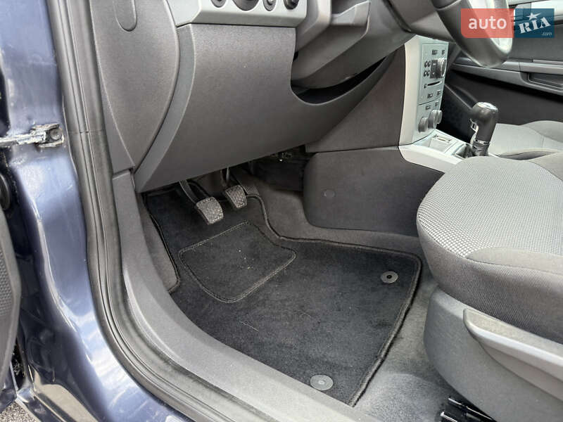 Універсал Opel Astra 2009 в Вінниці