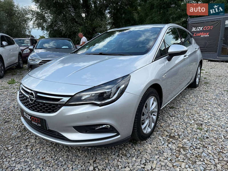 Opel Astra 2016