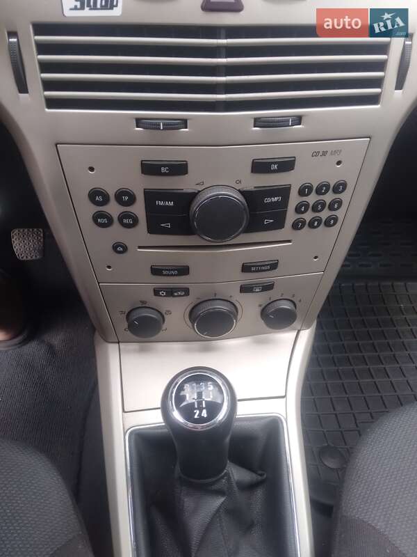 Універсал Opel Astra 2007 в Новоархангельську