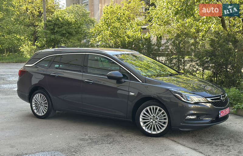 Универсал Opel Astra 2016 в Ивано-Франковске