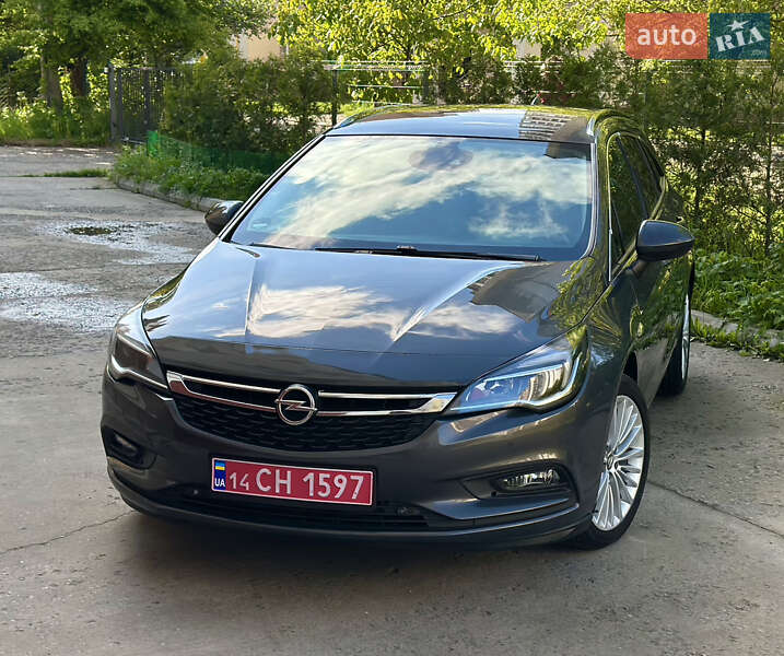 Универсал Opel Astra 2016 в Ивано-Франковске