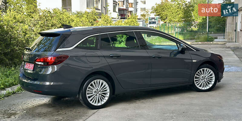 Универсал Opel Astra 2016 в Ивано-Франковске