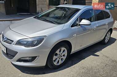 Универсал Opel Astra 2014 в 
