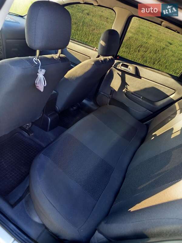 Седан Opel Astra 2008 в Радостном фото 3 Седан Opel Astra 2008 в Радостном