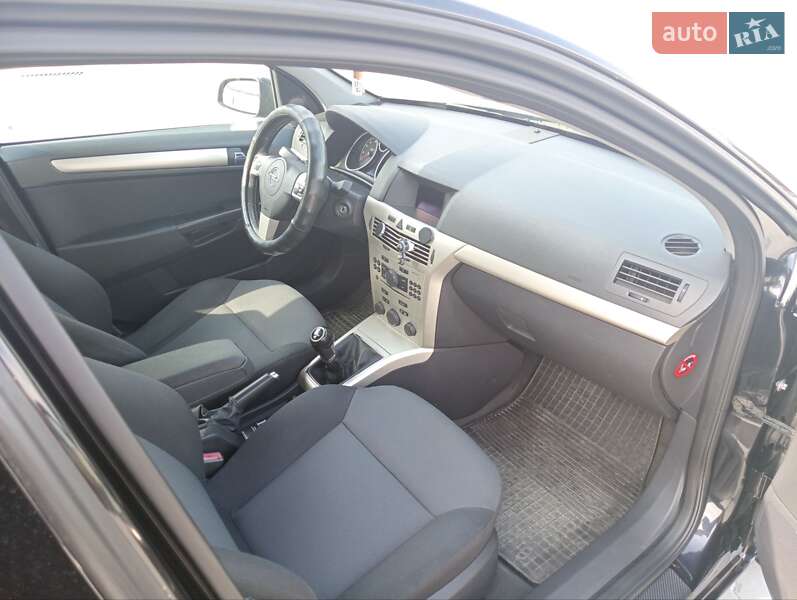 Универсал Opel Astra 2008 в Тернополе