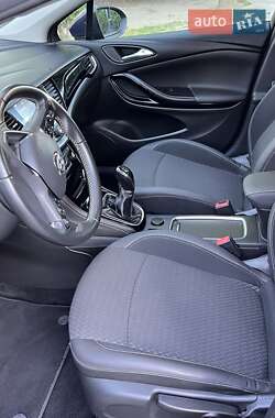 Универсал Opel Astra 2018 в 