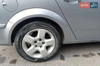 Универсал Opel Astra 2005 в 