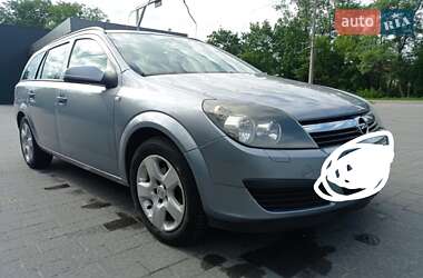 Универсал Opel Astra 2005 в 