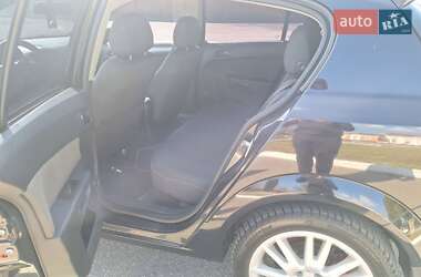 Хэтчбек Opel Astra 2004 в 