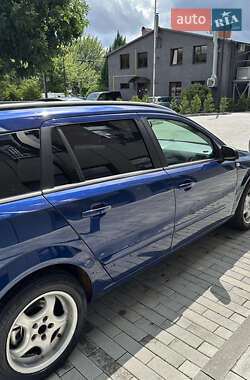 Универсал Opel Astra 2004 в 