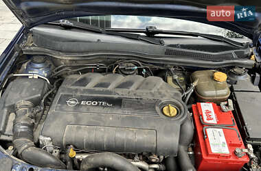 Универсал Opel Astra 2004 в 