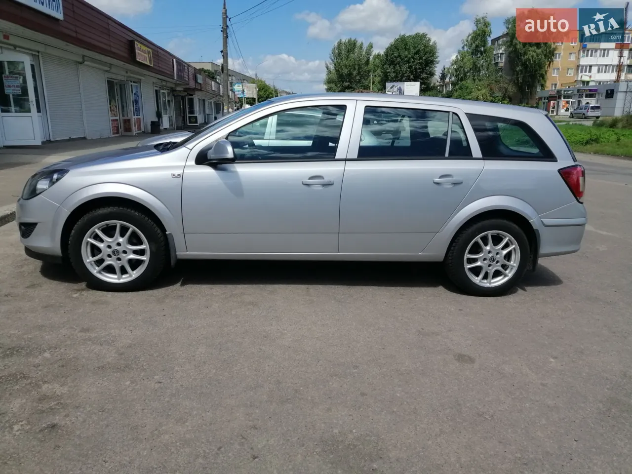 2010 Opel Astra - мініатюра 13